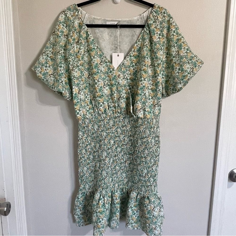 Lush NWT size Large Floral Green and White Dress